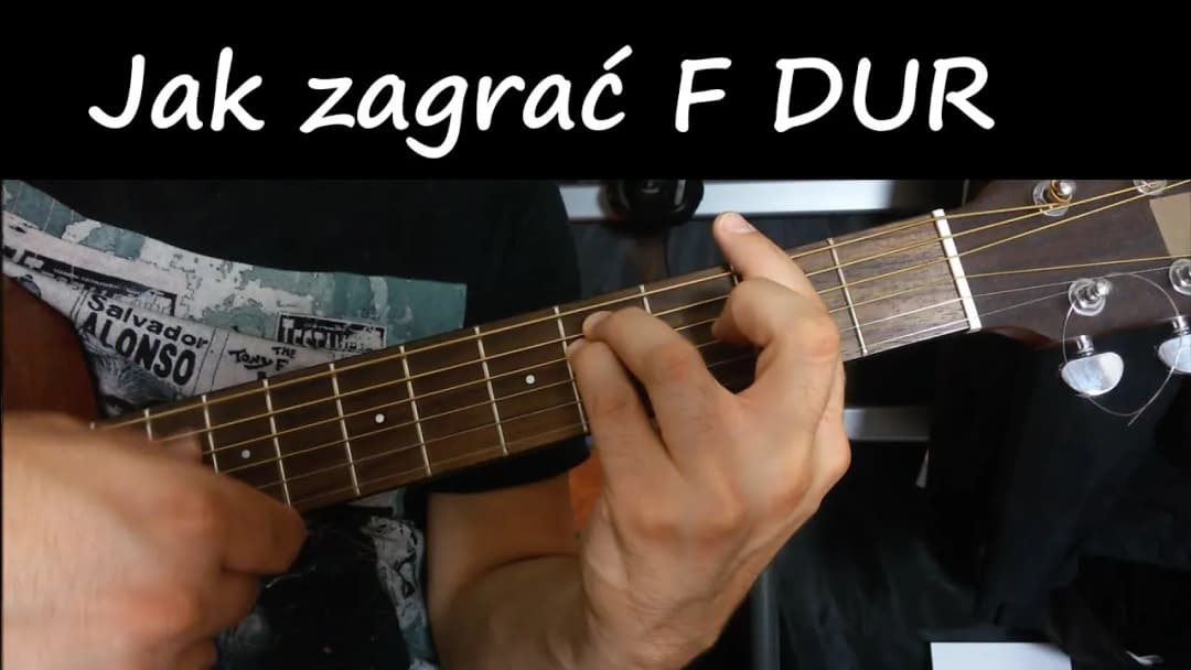 Jak zagrać F na gitarze: proste kroki, które ułatwią naukę